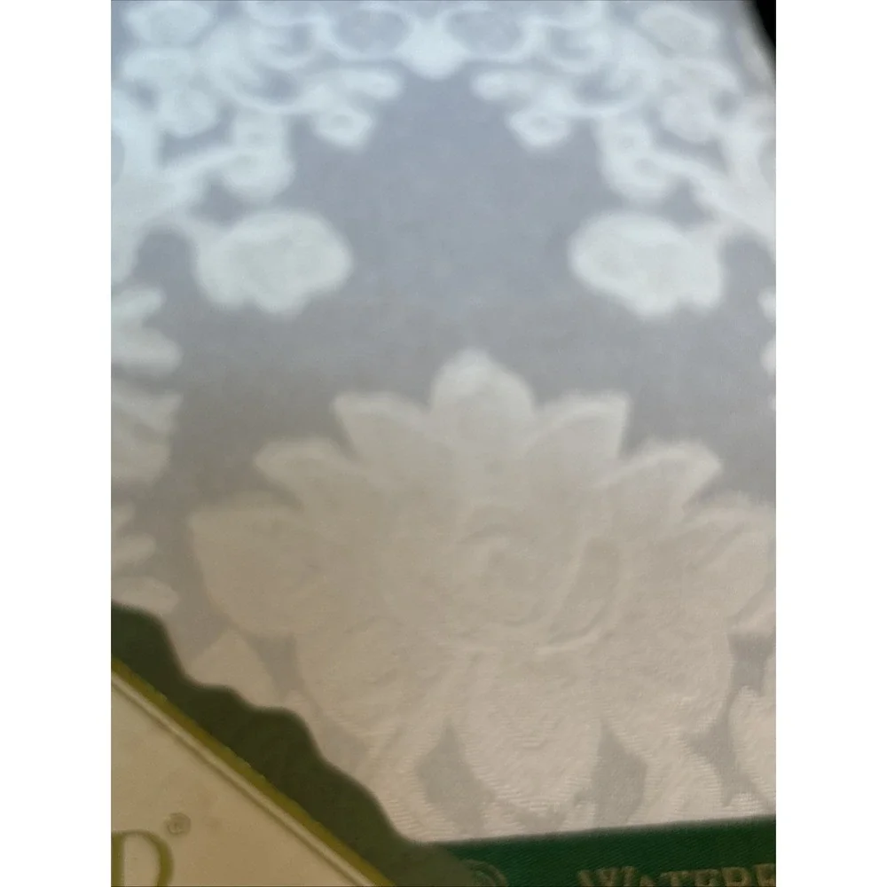 Waterford‎ Oblong Tablecloth Wiltshire Style 70
